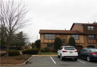 601 Merrywood Dr, Edison NJ  08817-2536 exterior