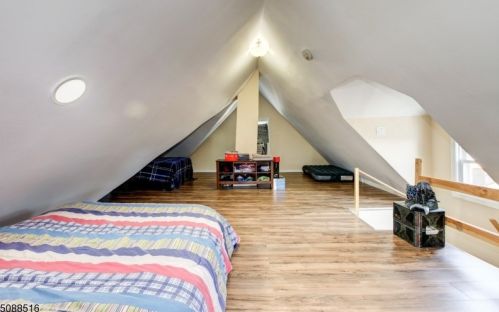 221 Myrtle Ave, Irvington NJ  07111-2657 exterior