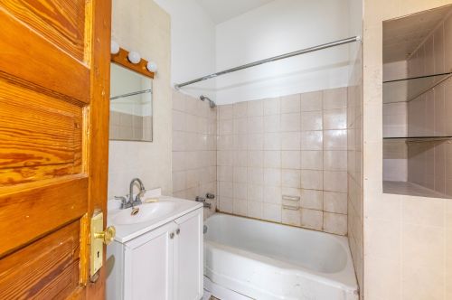 229 Long Ave, Chicago IL 60638-1714 exterior