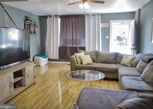 8617 Jackson St, Philadelphia PA  19136-2107 exterior