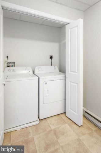 128 High St, Hanover PA 17331-3922 exterior