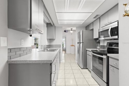 10910 Hachita Dr, Port Richey FL  34668-2719 exterior