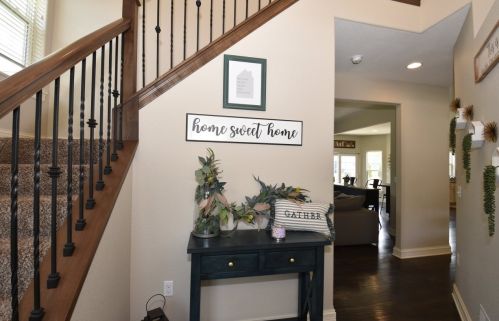 5220 37th St, Milwaukee, WI 53221-4728