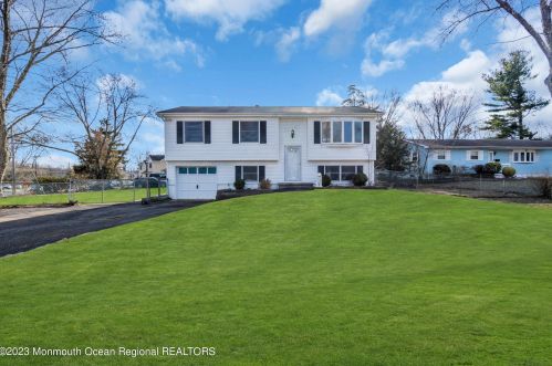 47 Dogwood Dr, Jackson Twp NJ  08527-1341 exterior