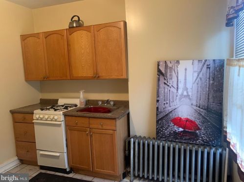 2129 65th St, Philadelphia, PA 19142-2028