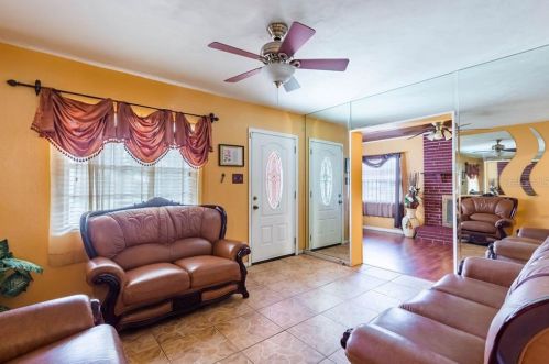 1918 Shadowlawn Ave, Tampa FL 33610-5151 exterior