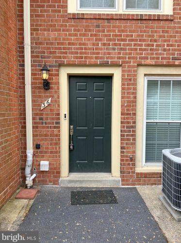36 Pennydog Ct, Silver Spring MD  20902-4168 exterior