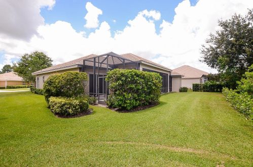 10317 Crosby Pl, Fort Pierce FL  34986-3055 exterior