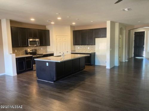 8969 Lee St, Tucson AZ  85715 exterior