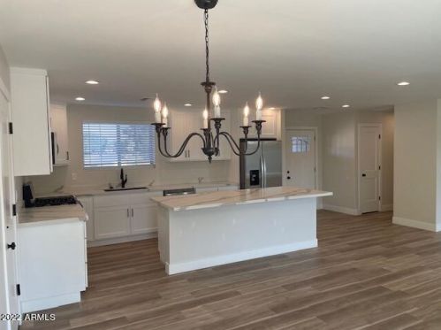 4330 55th Dr, Phoenix AZ  85031-1804 exterior