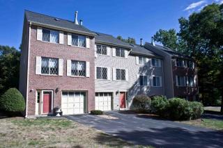 5 Lynn Dr, Merrimack, NH 03054-7025