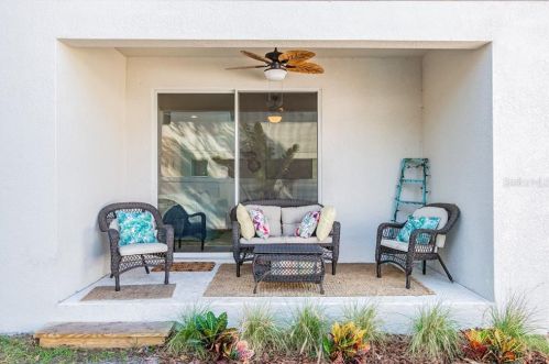 3031 Meadow St, Tampa FL 33611-5519 exterior