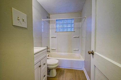 414 Pennwood Dr, Pittsburgh PA  15235-4331 exterior