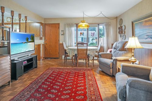 4859 87 St, Milwaukee WI 53224-4038 exterior