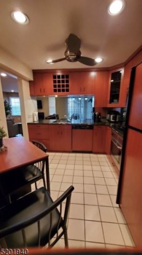 15 Amethyst Ln, Paterson NJ  07501-3365 exterior