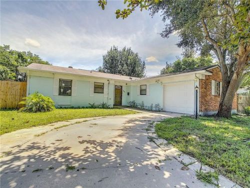 7801 Meadowglen Dr, Orlando, FL 32810-3032