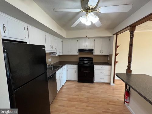 46 Roboda Blvd, Limerick, PA 19468-2959