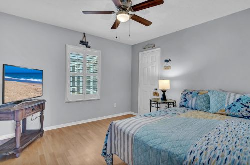 6505 Pensacola Rd, Fort Pierce FL  34951-1500 exterior