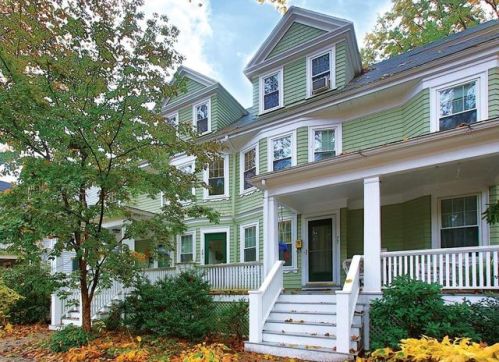 79 Beals St, Brookline, MA 02445-6010