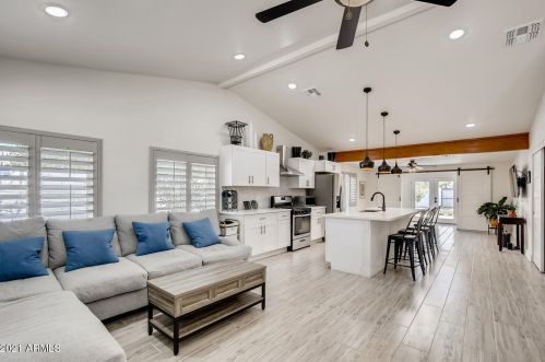 2615 Fairmount Ave, Phoenix AZ 85015-5356 exterior