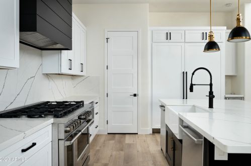 26917 15th Dr, Phoenix AZ  85085-6316 exterior