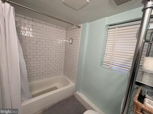 3306 Park Pl, Washington DC  20010-2530 exterior