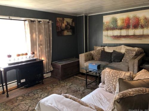 96 Franklin St, Killingly, CT 06239-3507