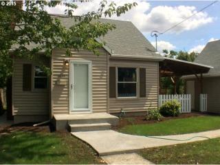 2830 108th Ave, Portland, OR 97220-2701