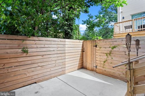 2503 Mascher St, Philadelphia PA  19133-3823 exterior