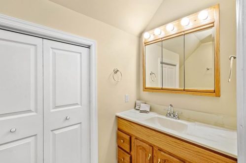 124 Frd St, Pittsburgh PA 15122-4106 exterior