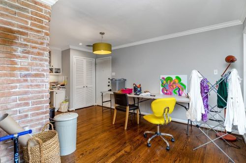 4412 Alderson St, Dallas TX  75214-2301 exterior