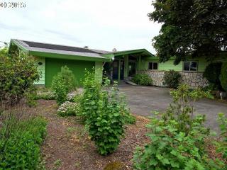 3136 126 Ct, Portland OR  97230-1615 exterior