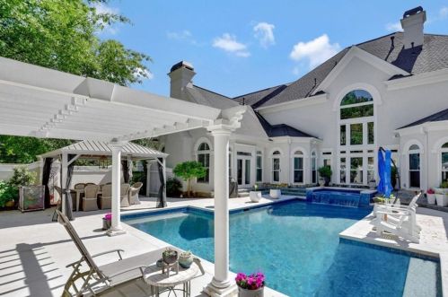 445 Darrow Dr, Duluth GA 30097-2430 exterior