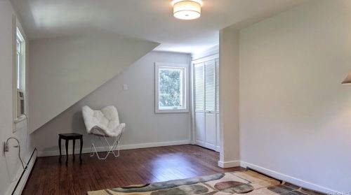 7 Phillips Rd, Poughkeepsie NY 12603-2909 exterior