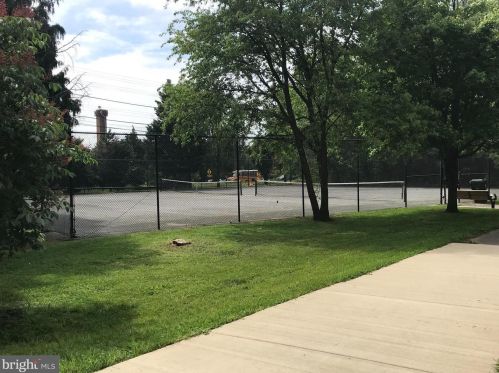 1815 Sherwood Rd, Silver Spring MD 20902-4030 exterior