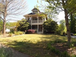 1089 Shelby Pl, Atlanta, GA 30316-3180