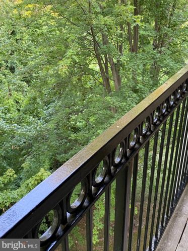 1571 Spring Gate Dr, Mc Lean VA  22102-3433 exterior