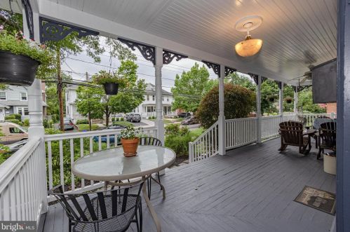 317 Lees Ave, Camden NJ 08108-3107 exterior