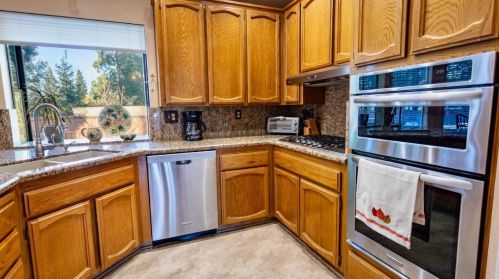 120 Seergreen Way, Folsom CA  95630-5527 exterior