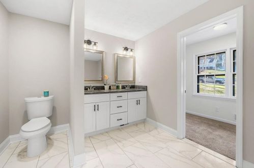 3740 High Pt Ln, Atlanta GA 30331-7906 exterior