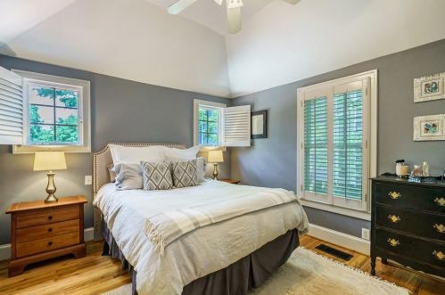 417 Deering Rd, Atlanta GA 30309-2267 exterior