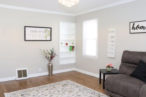 5051 26 St, Milwaukee WI 53233-2512 exterior