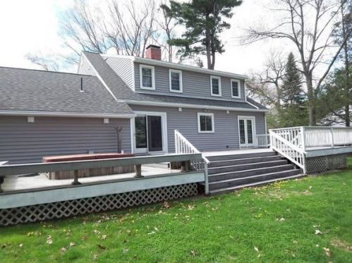 59 Blueberry Hill Rd, Springfield MA  01106-1662 exterior