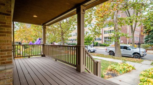 3927 Lawndale Ave, Chicago IL  60618-3107 exterior