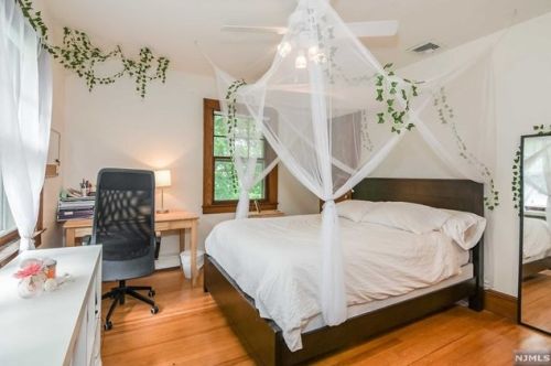 176 Chestnut St, Demarest NJ 07627-1035 exterior