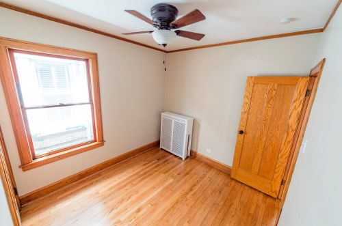 1335 Central Ave, Chicago IL 60651-1206 exterior