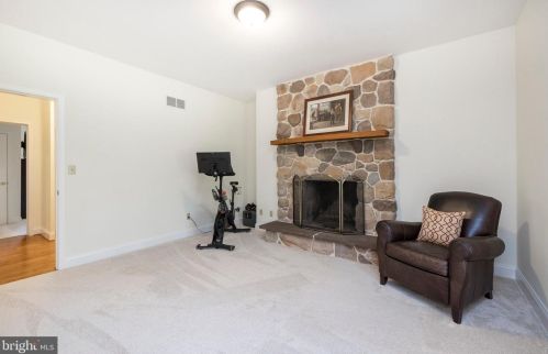 30 Hershey Dr, Pottstown PA 19465-8137 exterior