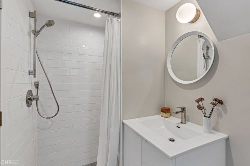 3430 Shakespeare Ave, Chicago IL 60647-3917 exterior