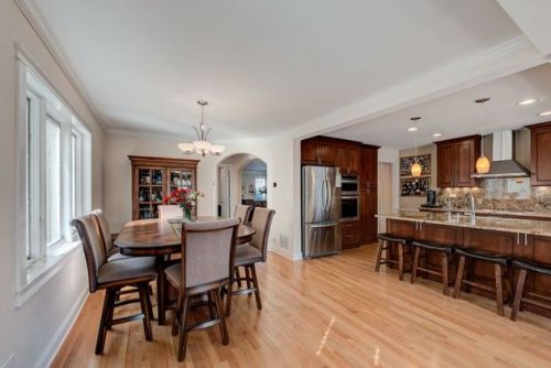 7765 Thorndale Ave, Chicago IL 60631-2351 exterior