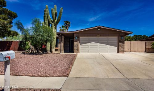 3784 Briargate Dr, Tucson, AZ 85741-2720